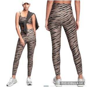 GapFit High Rise Blackout Leggings Cheetah Print